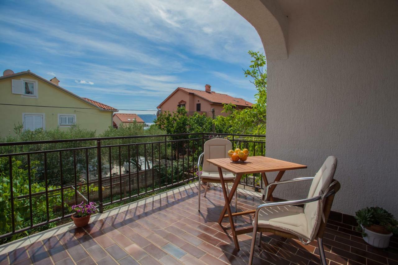 Guesthouse Maver Cres Exterior photo